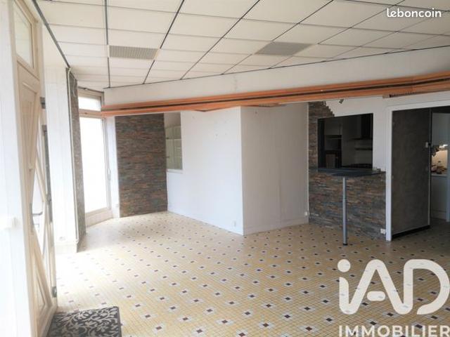 Maison de ville 10 pièces 240 m²