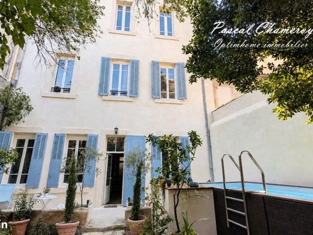 Maison de ville 10 pièces 247 m²