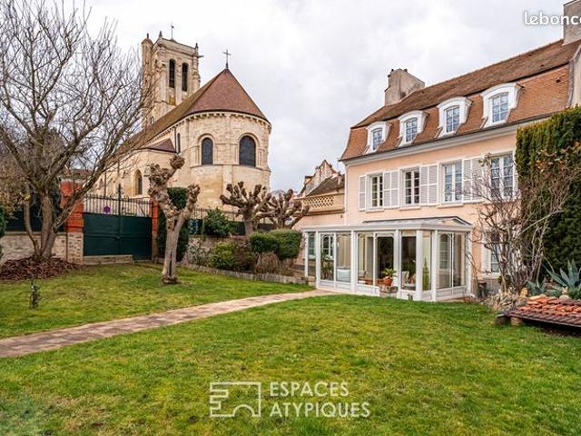 Maison de ville 10 pièces 252 m²