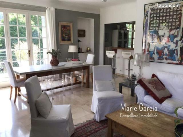 Maison de ville 10 pièces 257 m²