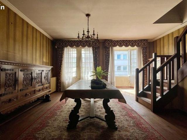 Maison de ville 10 pièces 260 m²