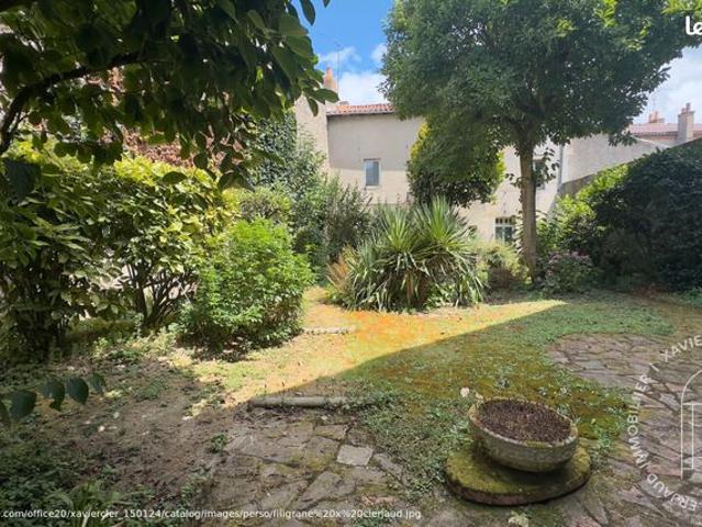 Maison de ville 10 pièces 282 m²