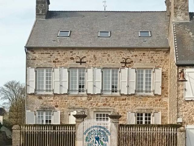 Maison de ville 10 pièces 220 m²