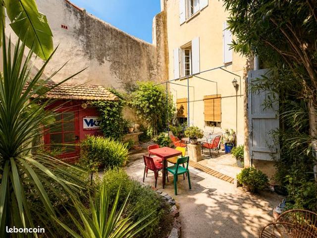Maison de ville 10 pièces 225 m²