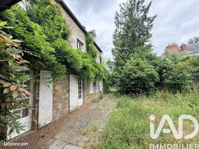Maison de ville 10 pièces 222 m²
