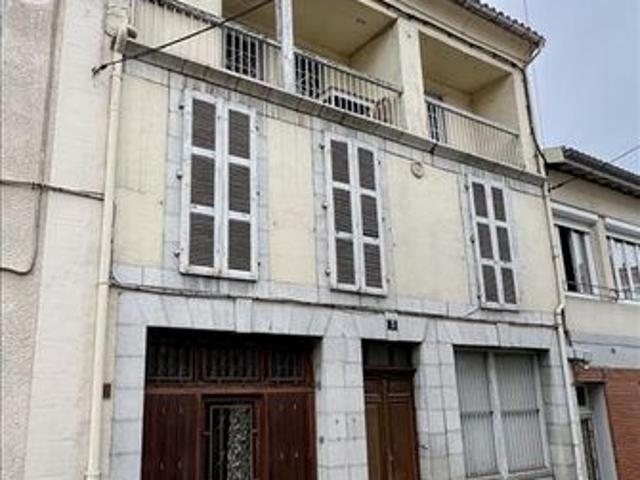 Maison de ville 10 pièces 230 m²