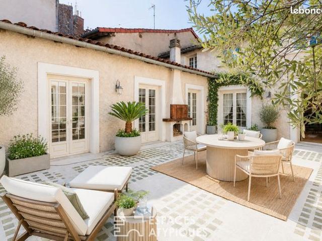 Maison de ville 10 pièces 352 m²