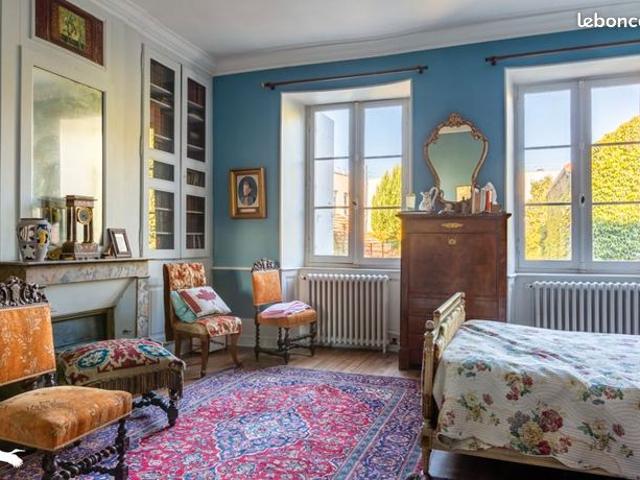 Maison de ville 10 pièces 364 m²