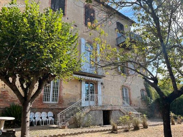 Maison de ville 10 pièces 333 m²