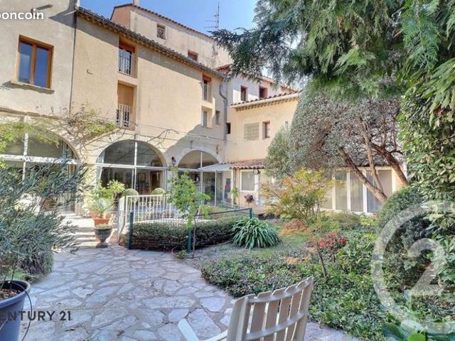 Maison de ville 11 pièces 260 m²
