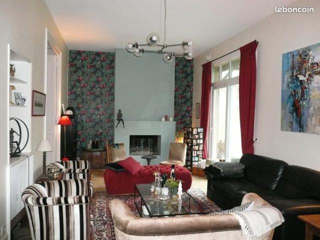 Maison de ville 11 pièces 261 m²