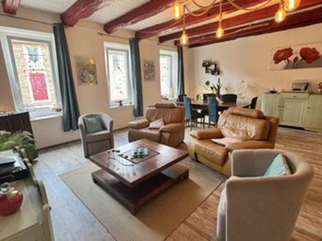 Maison de ville 11 pièces 264 m²