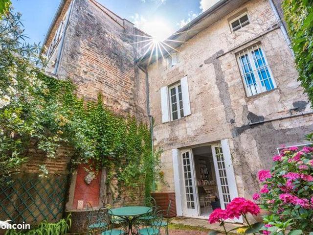 Maison de ville 11 pièces 286 m²