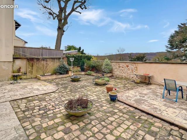 Maison de ville 11 pièces 208 m²