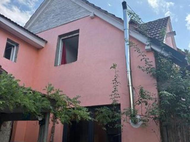 Maison de ville 11 pièces 300 m²
