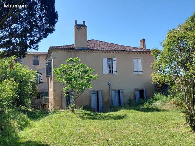 Maison de ville 11 pièces 403 m²