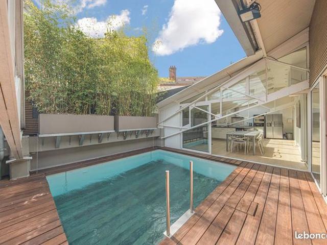 Maison de ville 11 pièces 410 m²