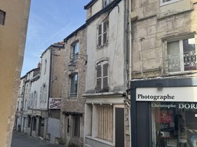 Maison de ville 11 pièces 99 m²