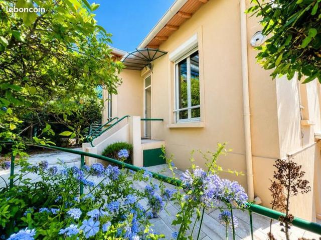 Maison de ville 120 m² Le Cannet