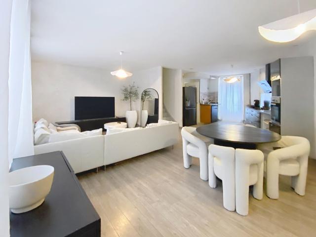 Maison de ville 135 m2 4 chambres extérieur aucun trav