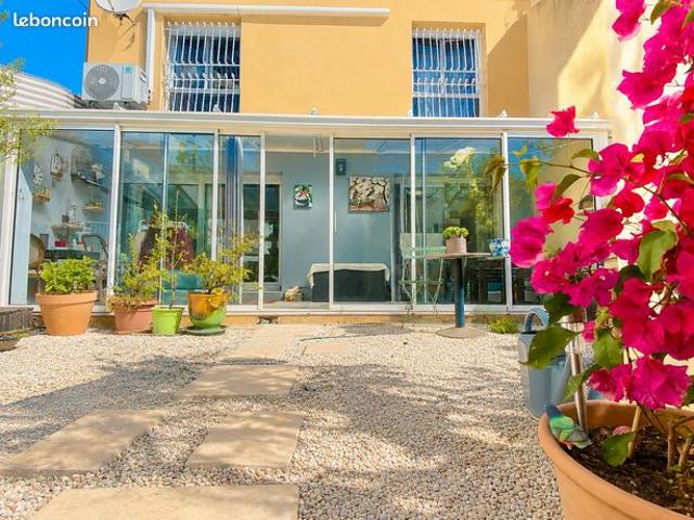 Maison de ville 130 m² – 4 chambres – Garage – Quartier Jean Jaurès – Nîmes