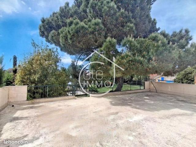 Maison de ville 14 pièces 325 m²