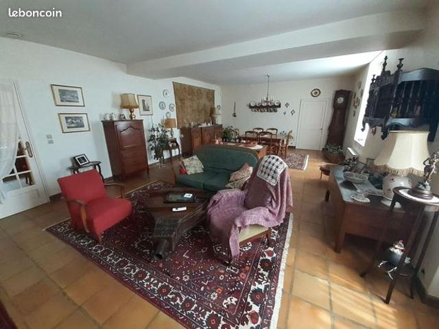 Maison de ville 158 m² Écommoy