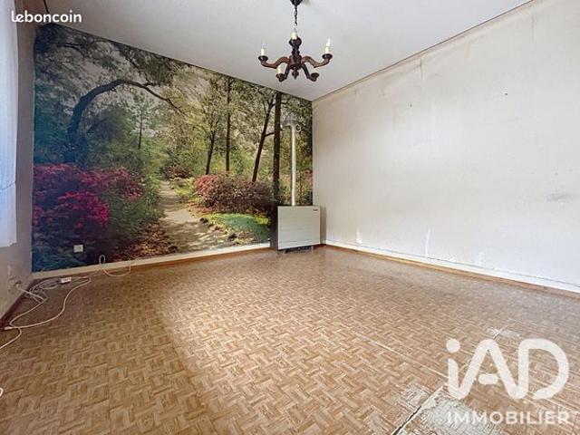 Maison de ville 15 pièces 162 m²