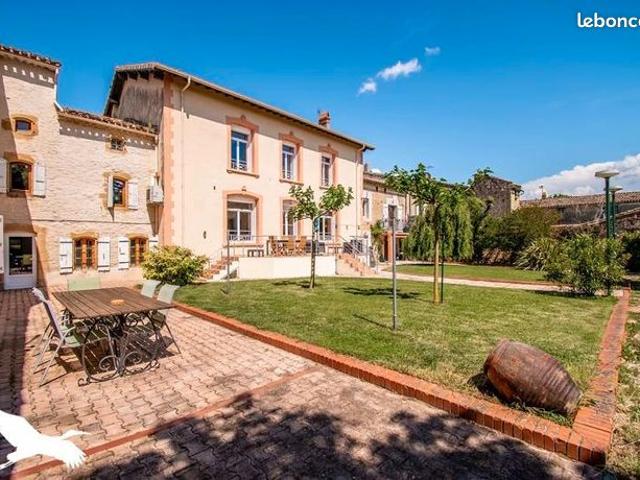 Maison de ville 15 pièces 426 m²