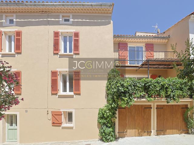 Maison de ville 160m2 hab T6 avec garages et terrasses !