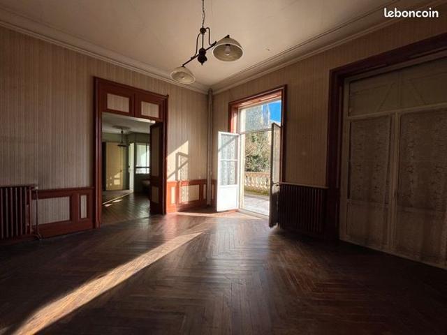 Maison de ville 16 pièces 406 m²