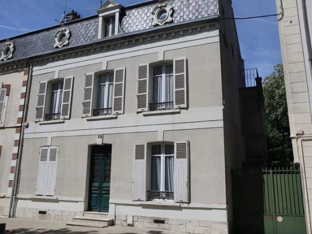 Maison de ville 180m ²