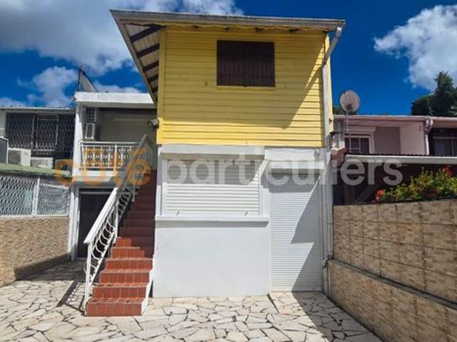 Maison de ville 200 m² LES ABYMES