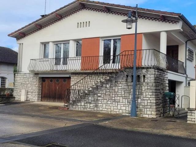 Maison de ville 218 m² sur deux niveaux