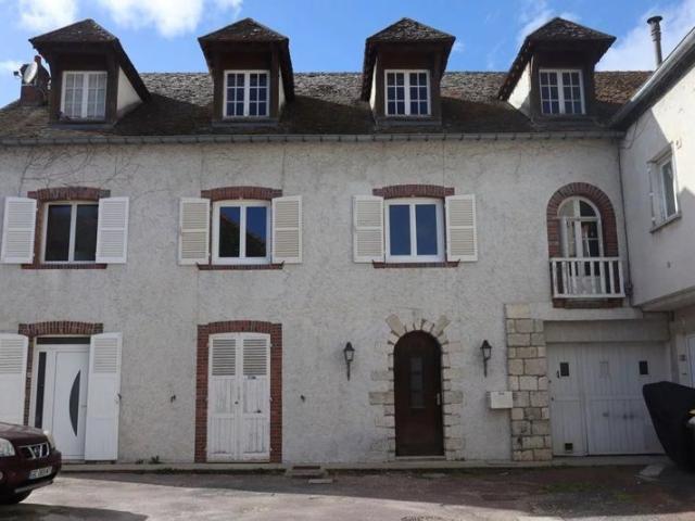 Maison de ville 250m ²