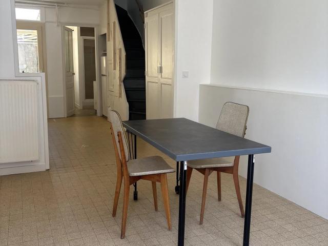 MAISON DE VILLE