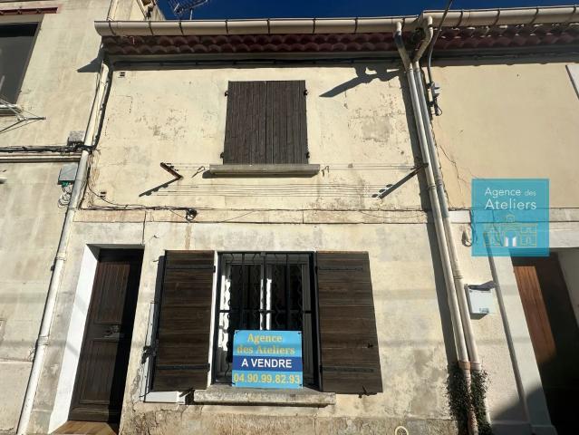Maison de ville 2 chambres avec combles amenageable Quarti. 58m² Arles