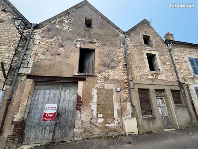 Maison de ville 2 pièces 240 m²
