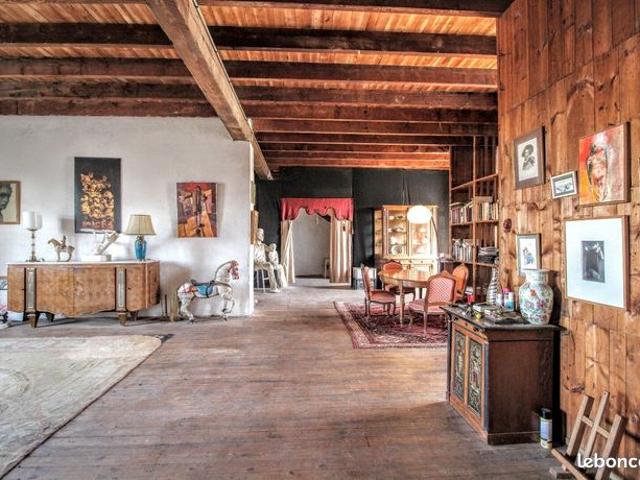 Maison de ville 2 pièces 610 m²