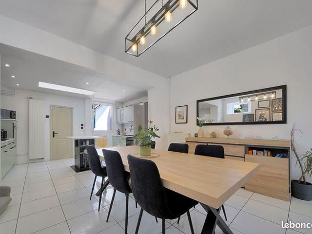 Maison de ville 7 pièces 116 m²