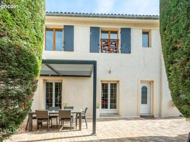 Maison de ville 7 pièces 135 m²