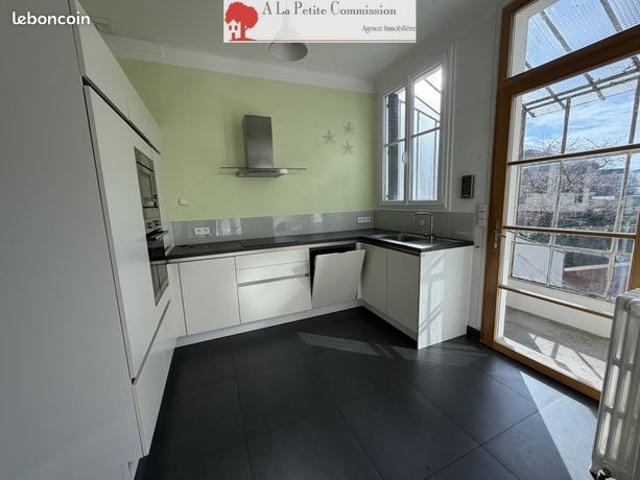 Maison de ville 7 pièces 130 m²