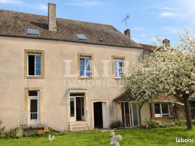 Maison de ville 7 pièces 146 m²