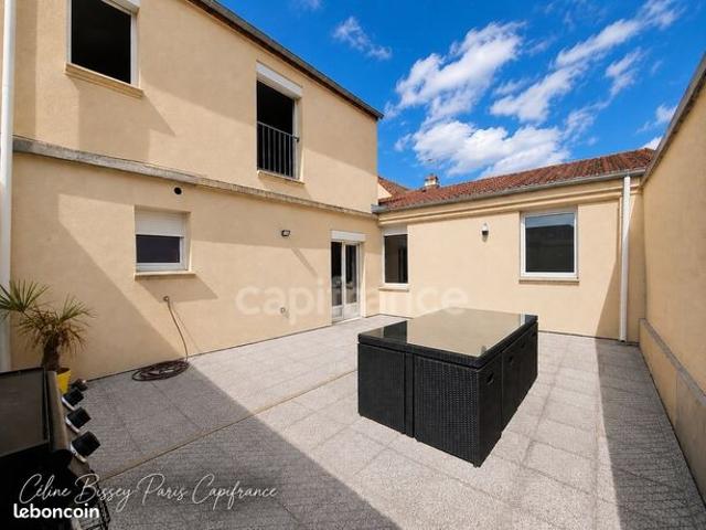 Maison de ville 7 pièces 140 m²