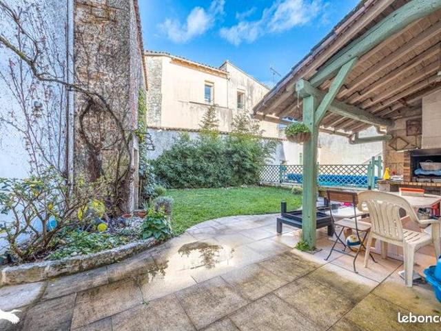 Maison de ville 7 pièces 142 m²