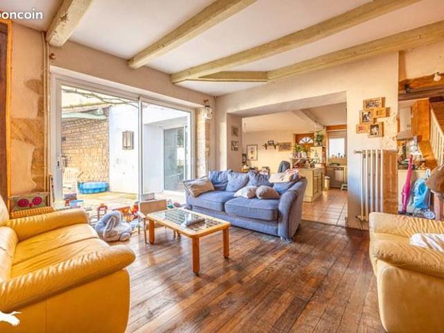 Maison de ville 7 pièces 142 m²