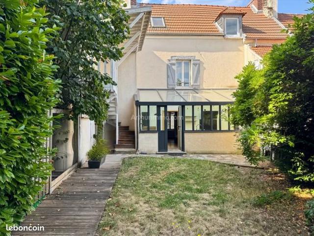 Maison de ville 7 pièces 143 m²