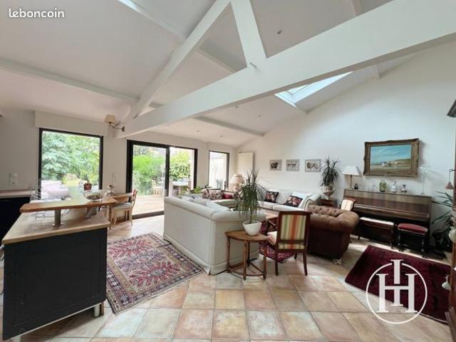 Maison de ville 7 pièces 154 m²