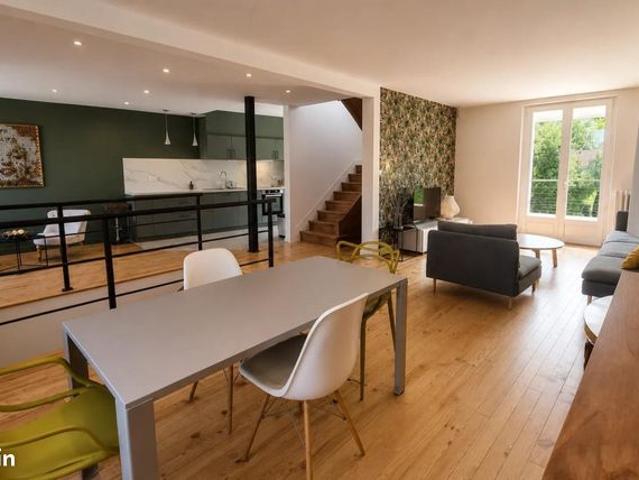 Maison de ville 7 pièces 160 m²