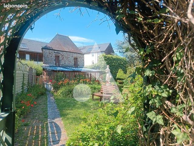 Maison de ville 7 pièces 160 m²